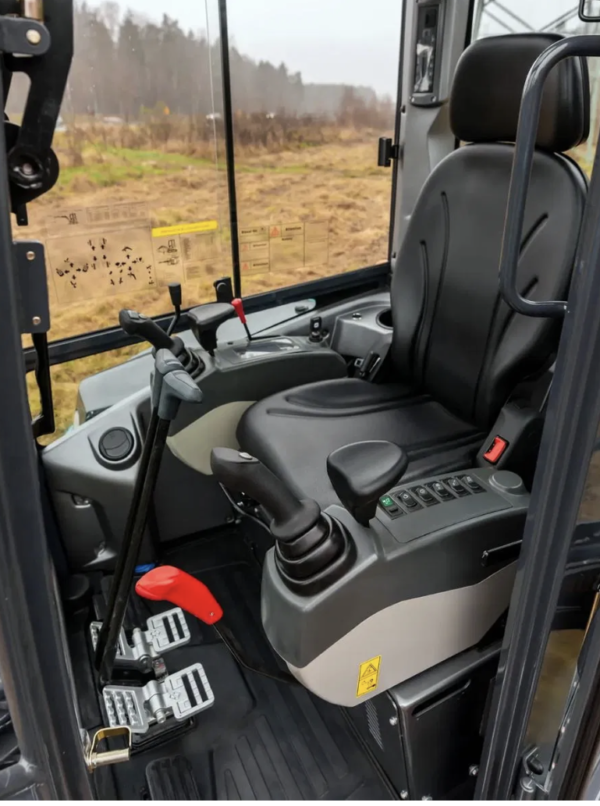 Minigraver 1,8 ton, Sunward SWE17 m. joystick